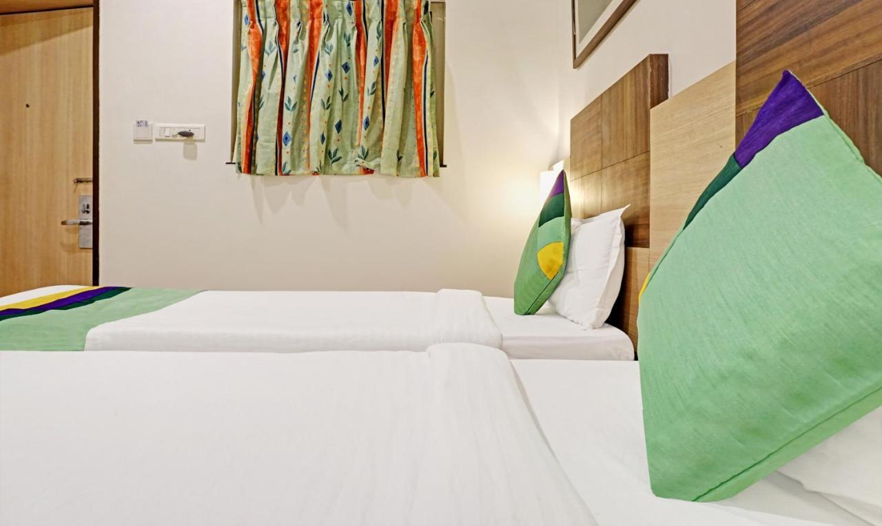 Hotel Madhav International Pune Railway Station Екстериор снимка