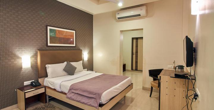 Hotel Madhav International Pune Railway Station Екстериор снимка